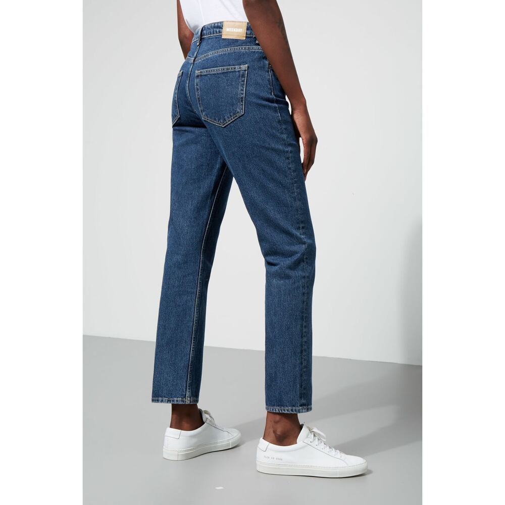 Weekday Seattle Win Slim Straight Indigo Blue Jeans Size 28